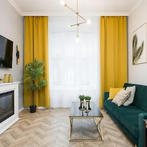 Glamorous Old Town Cracow Apartment Krakow