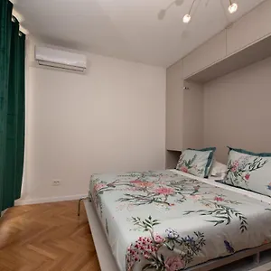 Royal Elegance Apartment Split